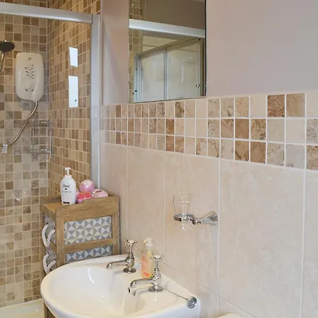 Oaklands View Scarborough